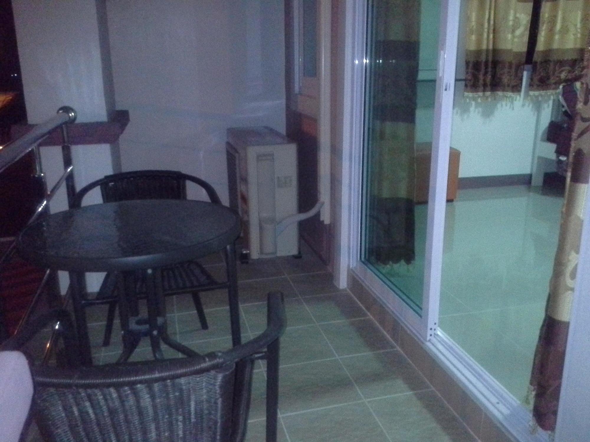 Just Chilling Home Ban Phang Phrao Exteriör bild